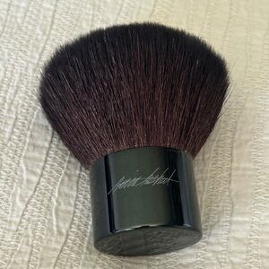 Kabuki Makeup Brush